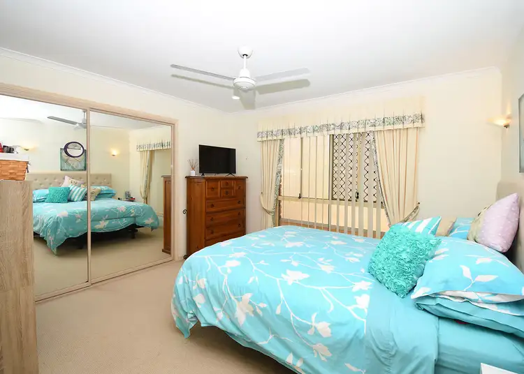 Sixth view of Homely house listing, 4 GOODWIN AVENUE, Point Vernon QLD 4655