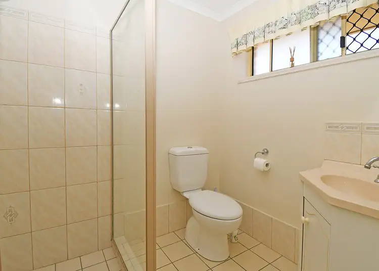 Seventh view of Homely house listing, 4 GOODWIN AVENUE, Point Vernon QLD 4655