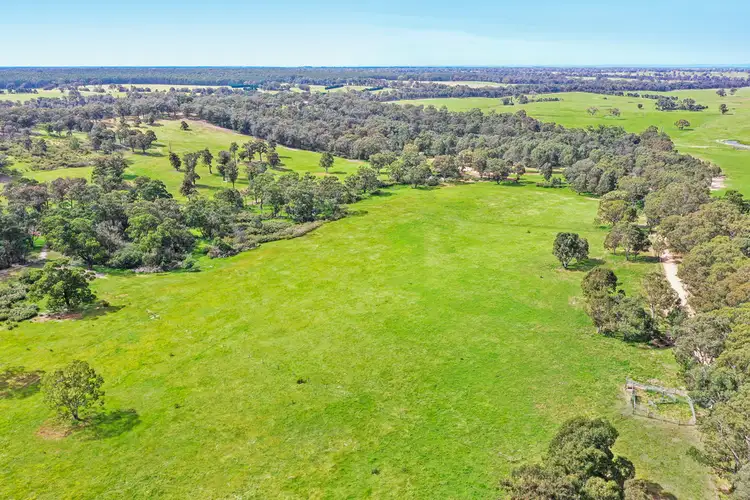 . Sawpit Creek Road, Stratford VIC 3862