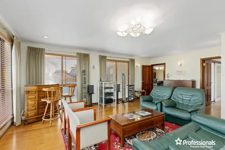 16 Delwood Place, Willetton WA 6155