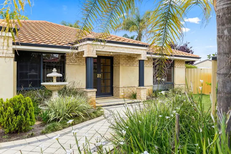 27 Blakemore Retreat, Huntingdale WA 6110