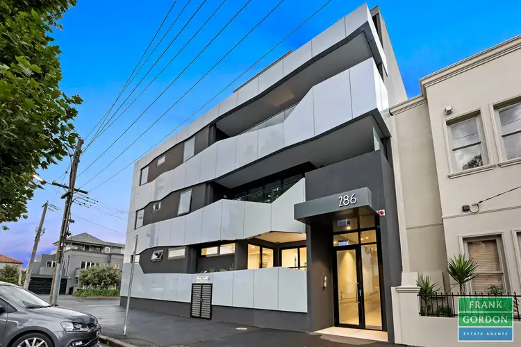 1/286 Rouse Street, Port Melbourne VIC 3207