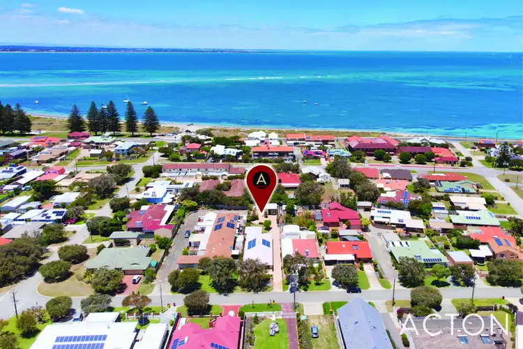 15 Seaforth Road, Shoalwater WA 6169