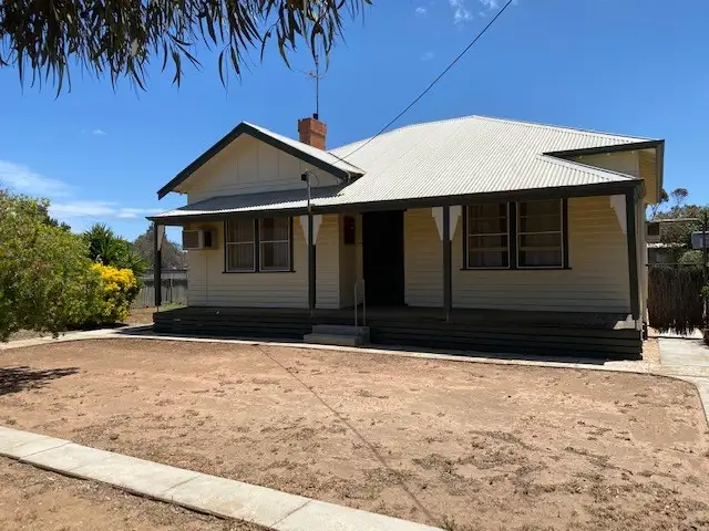 124 Main Street, Minyip VIC 3392
