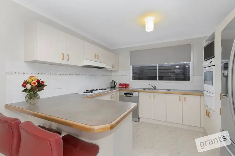 Sixth view of Homely house listing, 5 Shaftsbury Avenue, Berwick VIC 3806