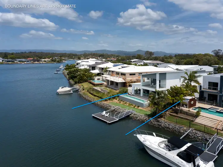 114 The Peninsula, Helensvale QLD 4212