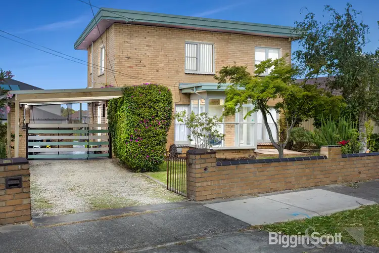 14 Outlook Road, Mount Waverley VIC 3149