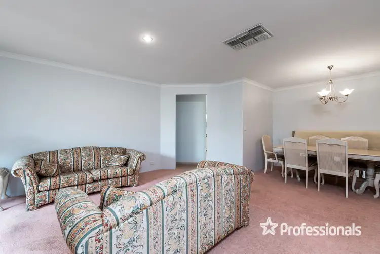 Seventh view of Homely house listing, 2 Sedgley Close, Landsdale WA 6065