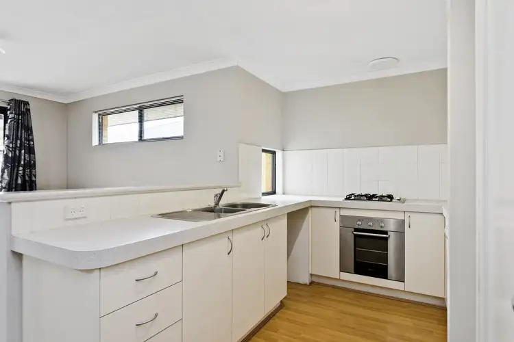 Fifth view of Homely unit listing, 8/12 Holland Street, Gosnells WA 6110