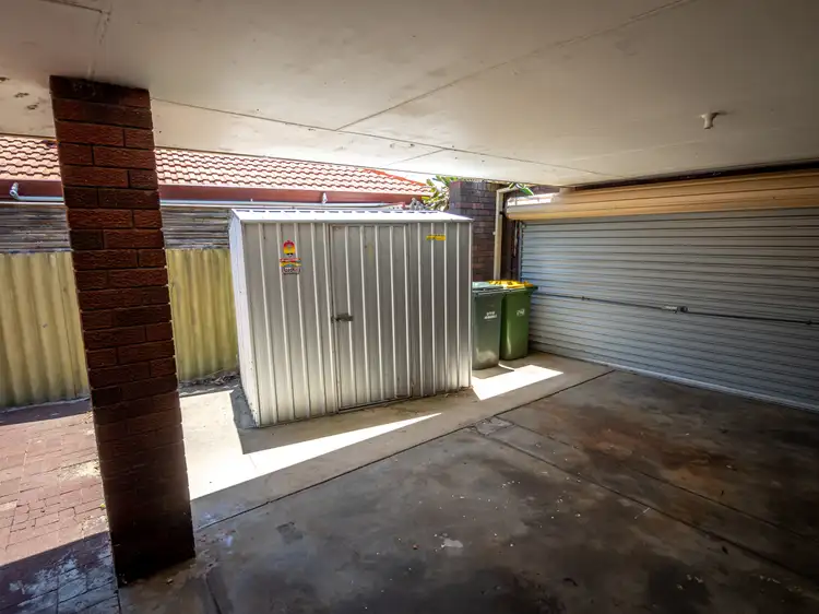 Fifth view of Homely house listing, 4 Cressida Way, Camillo WA 6111