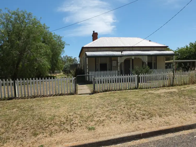 43 Faraday St, Avoca VIC 3467