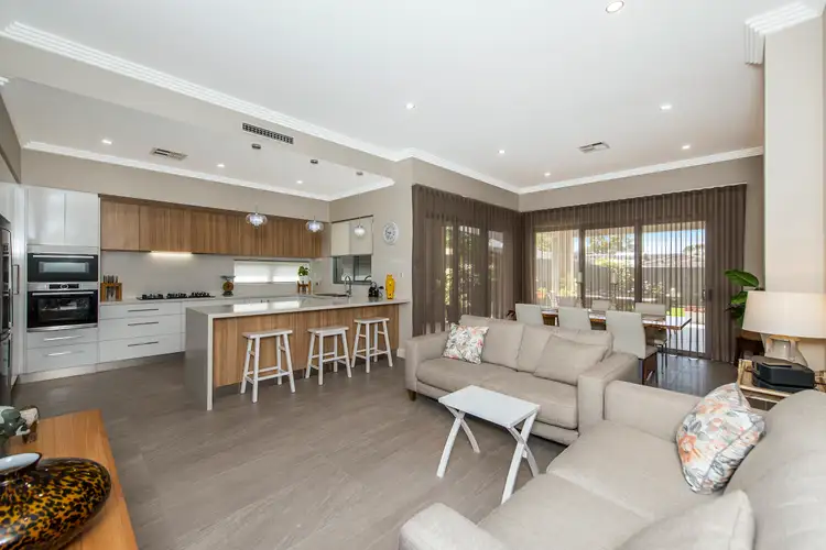 6b Sutherland Avenue, Dianella WA 6059