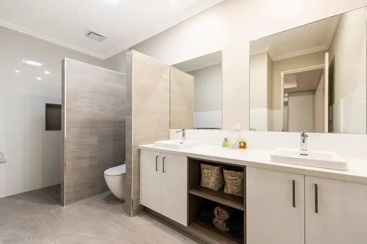 Seventh view of Homely house listing, 6b Sutherland Avenue, Dianella WA 6059