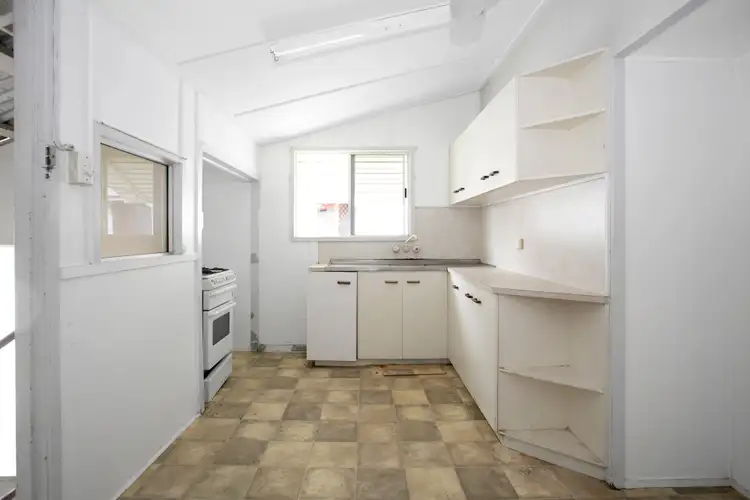 Sixth view of Homely house listing, 8 Tay Street, South Mackay QLD 4740