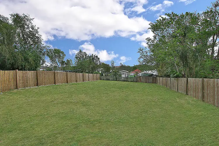 6A HARVEY STREET, Churchill QLD 4305