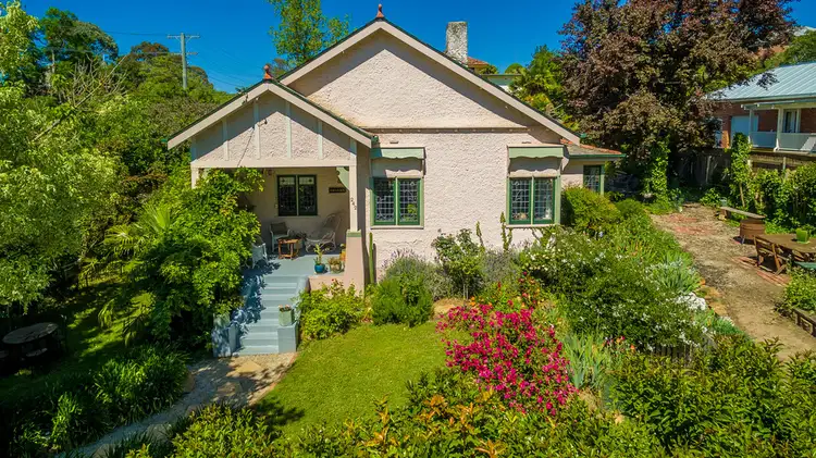 242 Keppel Street, Bathurst NSW 2795