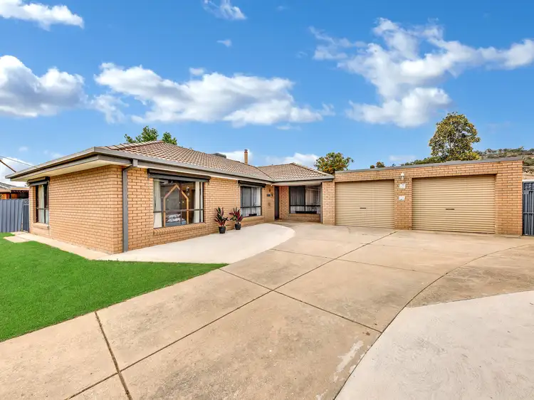 Second view of Homely house listing, 6 Ronan Court, Wodonga VIC 3690