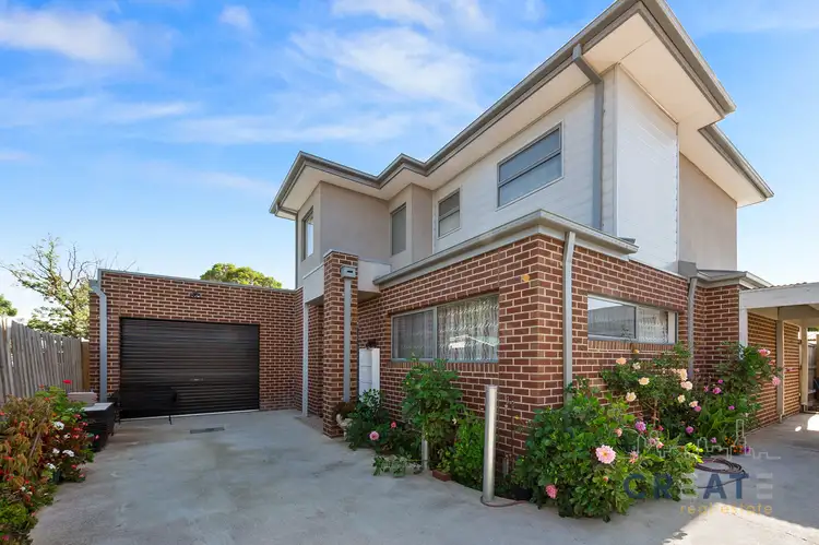 2/77 Talintyre Road, Sunshine West VIC 3020