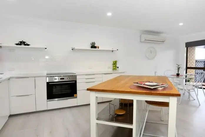 Main view of Homely townhouse listing, 4/7-13 Parkridge Drive, Molendinar QLD 4214
