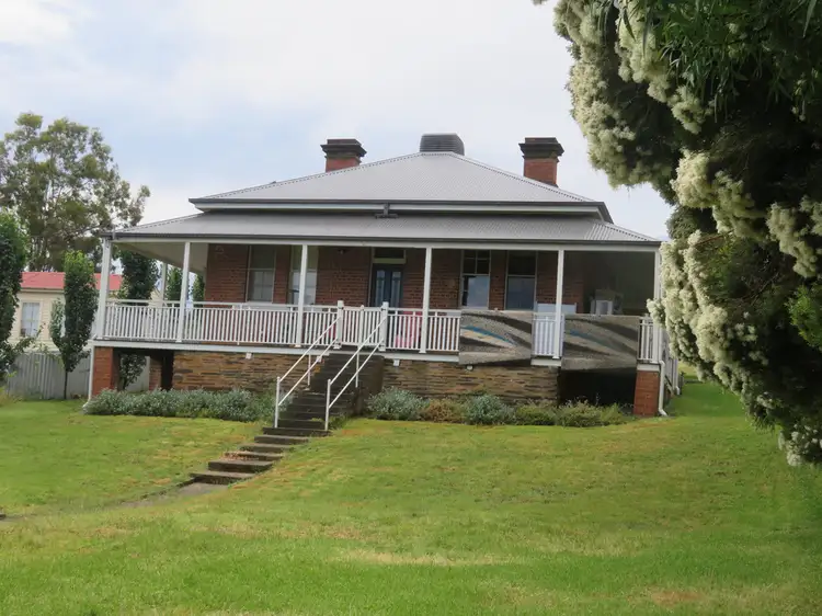 94 Punch Street, Gundagai NSW 2722