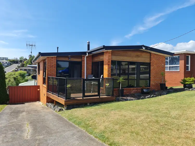 31 Paraka Street, Parklands TAS 7320
