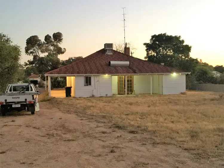 Fourth view of Homely house listing, 37 JENNABERRING ROAD, Quairading WA 6383