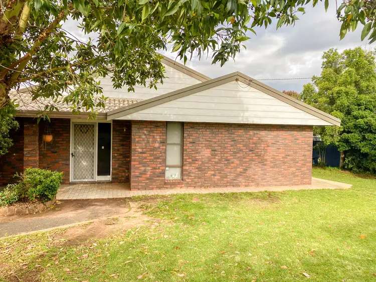 6 Coronation Avenue, Parkes NSW 2870