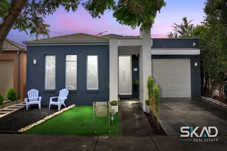Second view of Homely house listing, 35 Dalwhinnie Crescent, Craigieburn VIC 3064