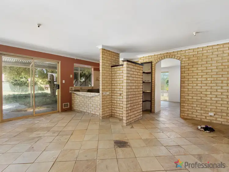 Third view of Homely house listing, 2 Taylor Close, Leda WA 6170