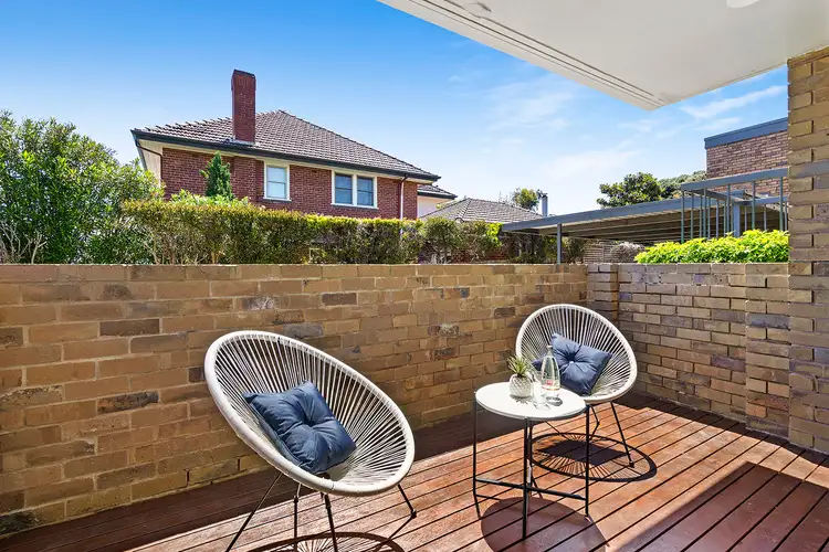Sixth view of Homely unit listing, 4/60 Beach Road, Mentone VIC 3194