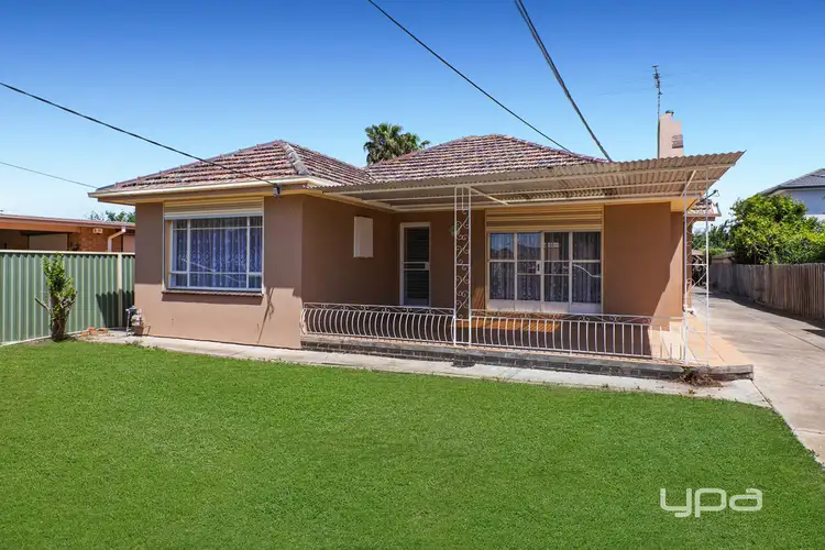 1/17 Syme Street, St Albans VIC 3021