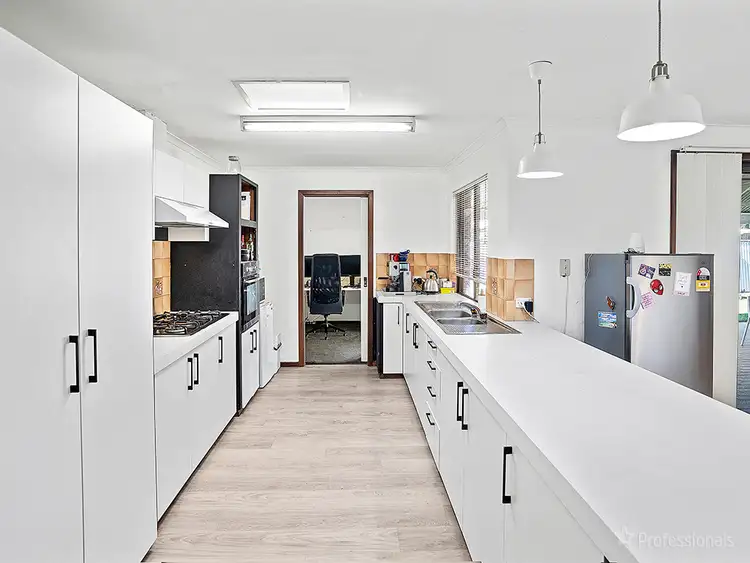 Seventh view of Homely house listing, 7 Kempston Place, Broadwater WA 6280