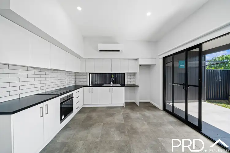 1/56 Lucas Road, East Hills NSW 2213