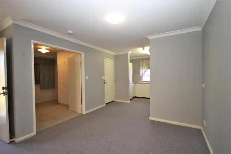 Fifth view of Homely unit listing, 13/4 Cambrose Avenue, Australind WA 6233