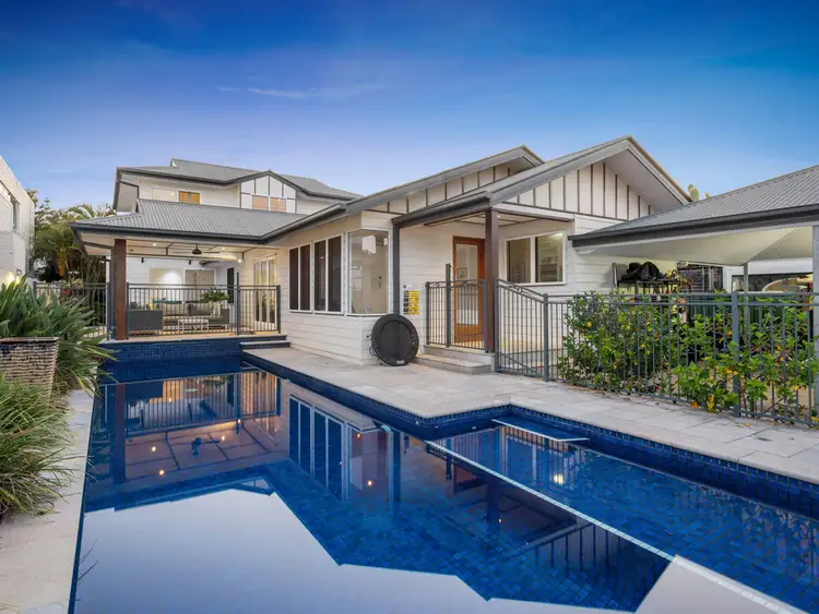 18 Durham Street, Southport QLD 4215