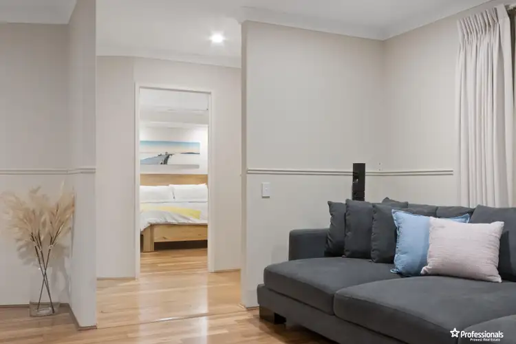 Fifth view of Homely house listing, 8 Basildon Way, Parkwood WA 6147