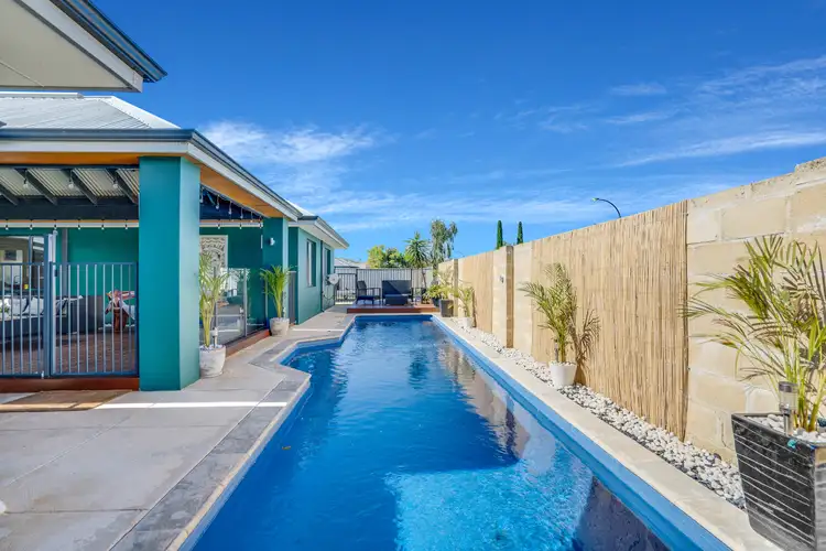 11 Higgins Drive, Broadwater WA 6280