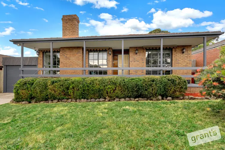 76 Saxonwood Drive, Narre Warren VIC 3805