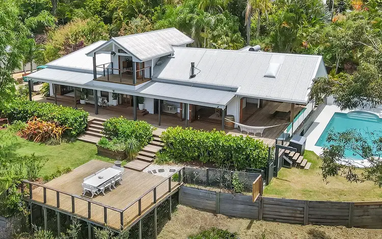 7 Smiths Road, Tinbeerwah QLD 4563