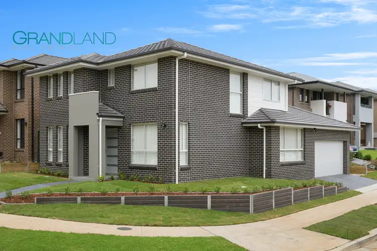 8 Whittle Road, Edmondson Park NSW 2174