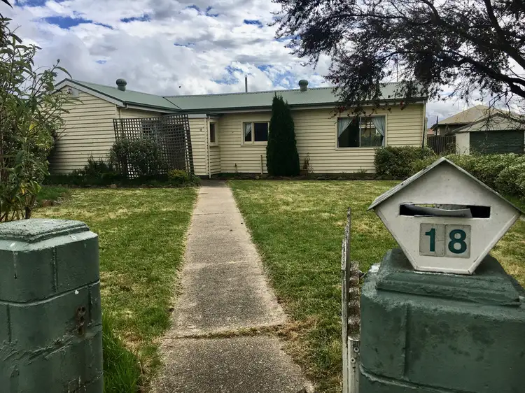 18 Howick Street