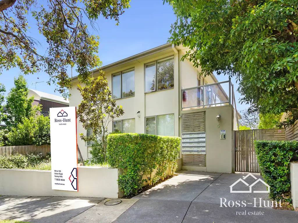 Main view of Homely apartment listing, 5/5 Summerlea Grove, Hawthorn VIC 3122