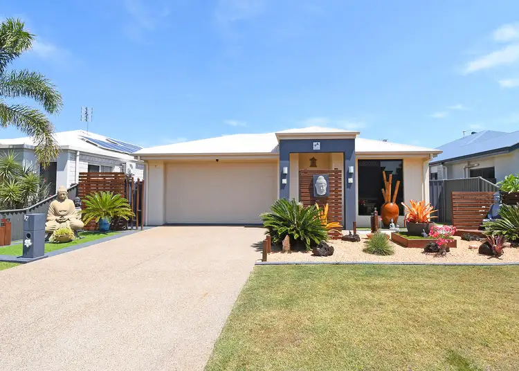 17 Satinwood Avenue, Urraween QLD 4655