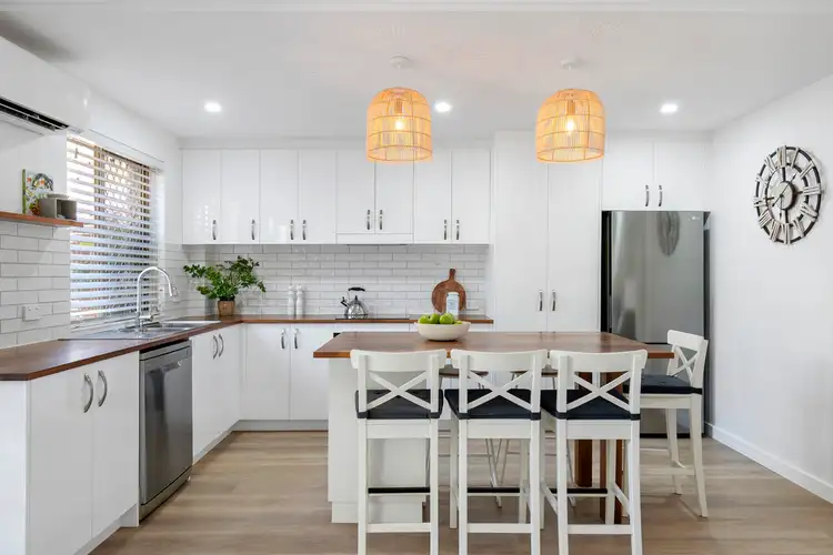 Fourth view of Homely apartment listing, 2/34 Ventura Road, Mermaid Beach QLD 4218