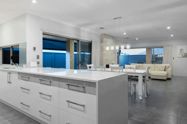 Fifth view of Homely house listing, 124 Honeywood Avenue, Wandi WA 6167