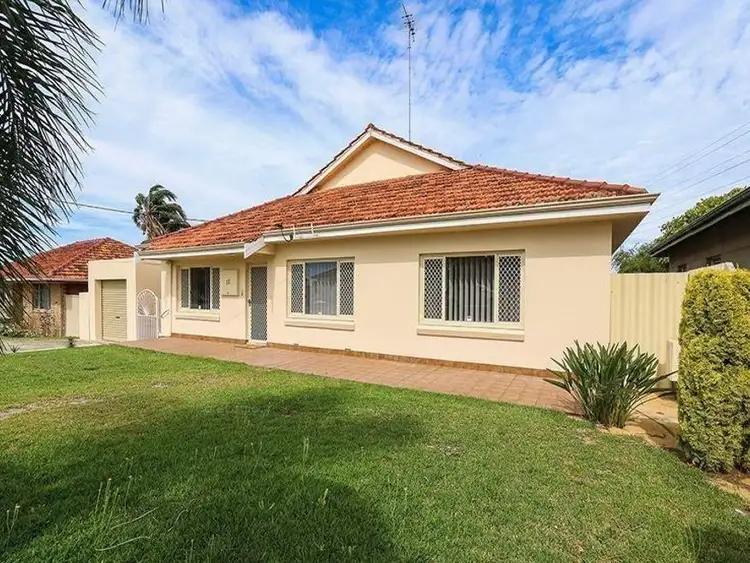 11 Bailey Street, Hamilton Hill WA 6163