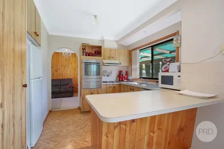 Fourth view of Homely house listing, 38 Julie Place, Lavington NSW 2641