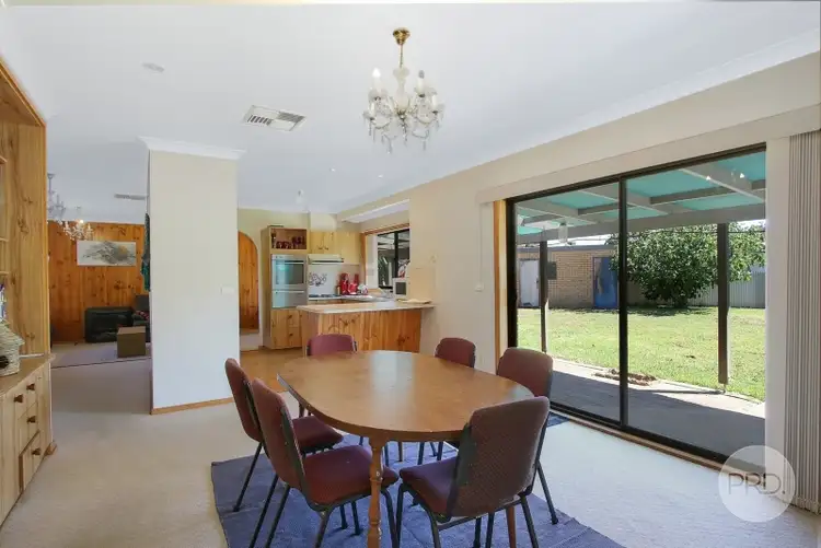 Fifth view of Homely house listing, 38 Julie Place, Lavington NSW 2641