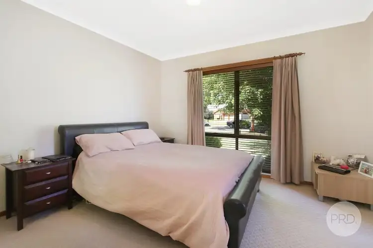 Sixth view of Homely house listing, 38 Julie Place, Lavington NSW 2641