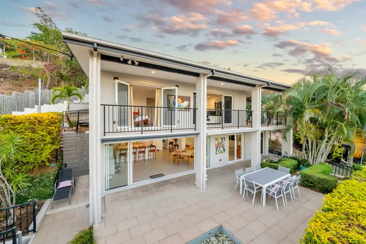 22 Landsborough Street, Castle Hill QLD 4810